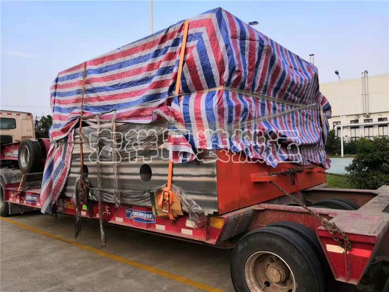 10000T油壓機(jī)待卸車